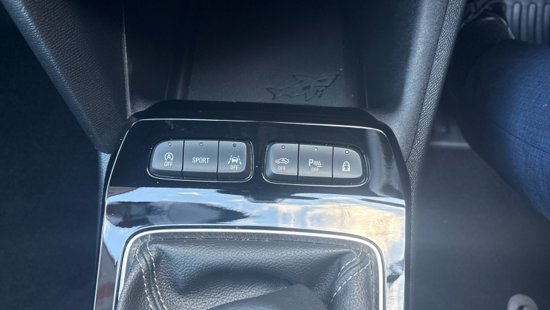 Vauxhall Mokka 1.2 Turbo 100 SRi Nav Premium 5dr Petrol Hatchback